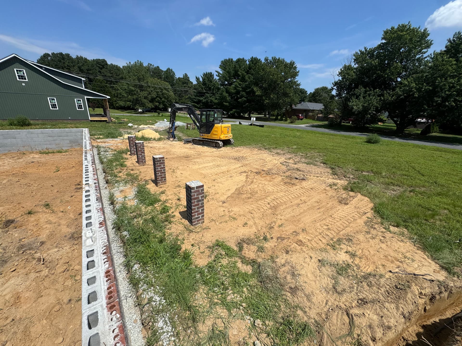 Gallery photos for Foundation Backfill and Drain Tile on a New Home Build: Image #3