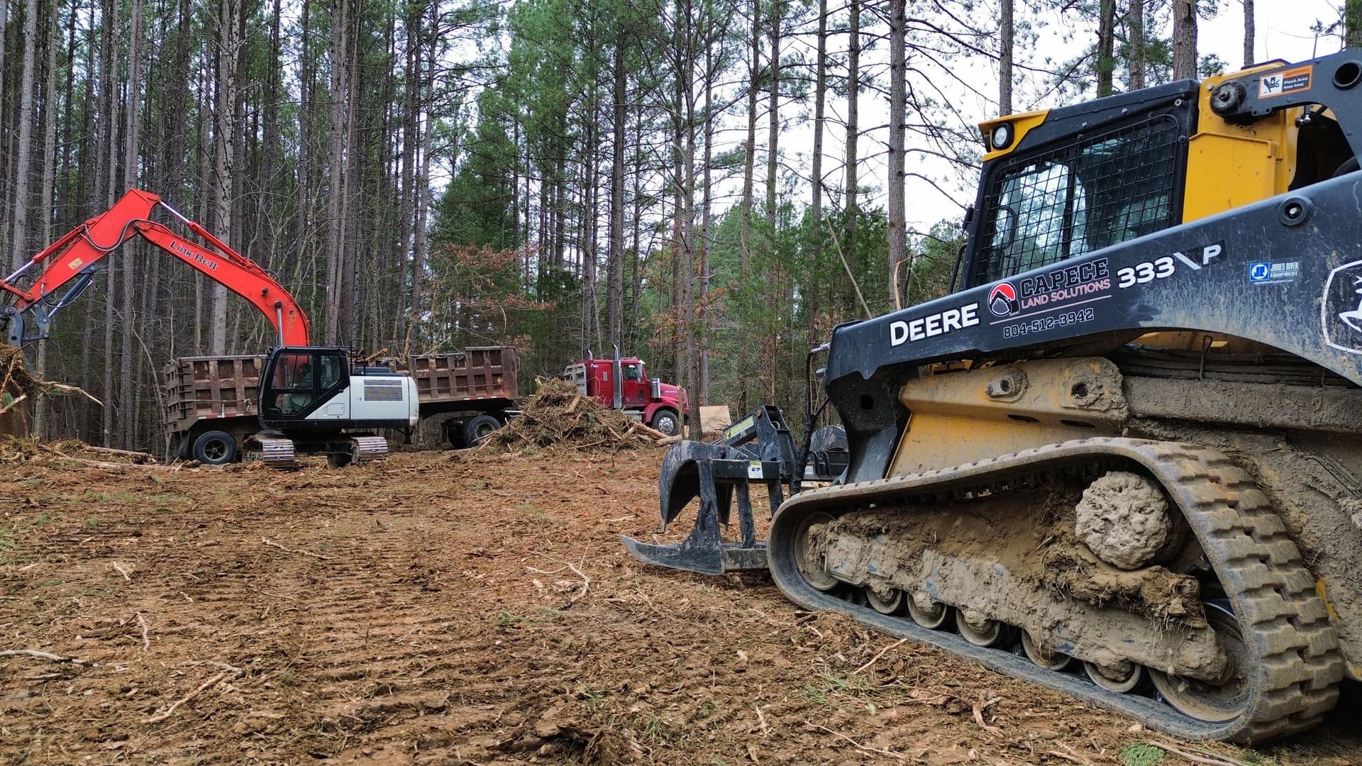 Gallery photos for Expanding Yard Spaces with Skilled Land Clearing: Image #2