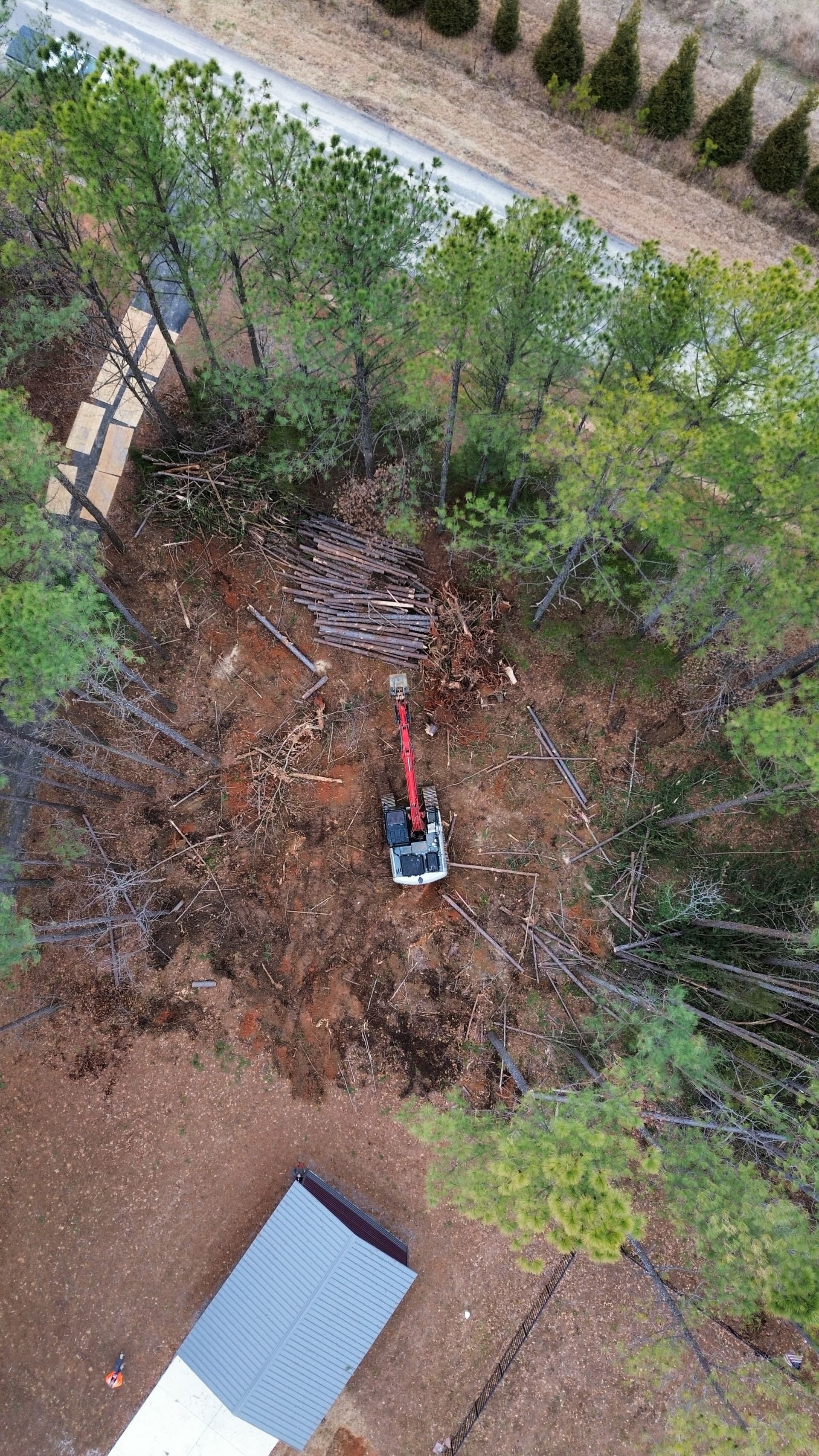 Gallery photos for Expanding Yard Spaces with Skilled Land Clearing: Image #1